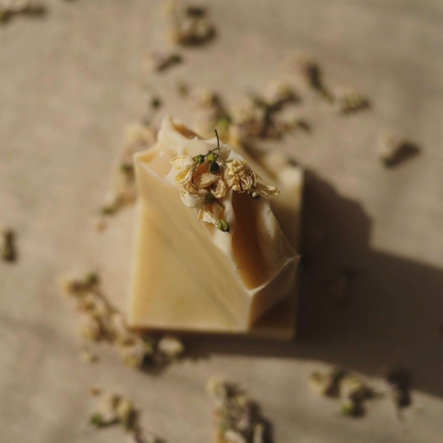 Savon artisanal naturel "Acacia Blanc" fait à la main - savon bio - savon organique