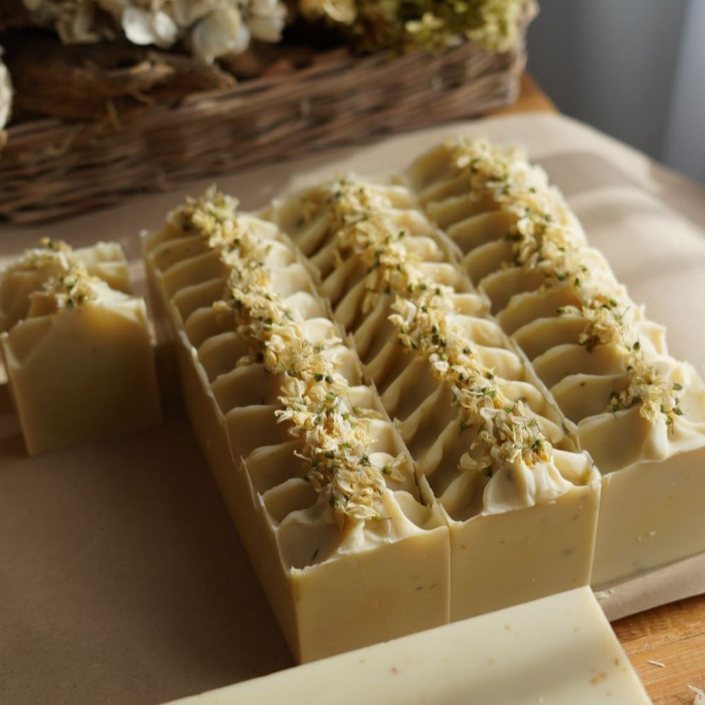 Savon artisanal naturel "Acacia Blanc" fait à la main - savon bio - savon organique